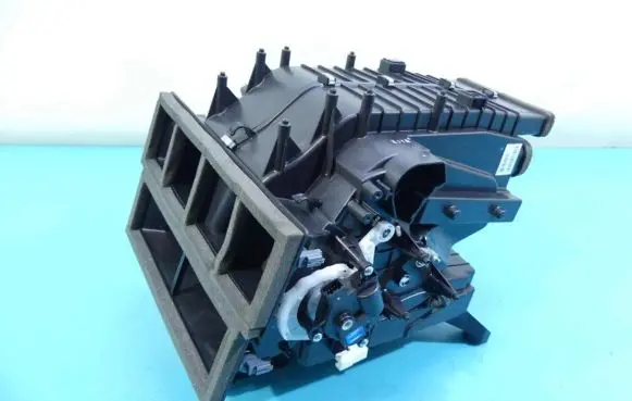 Interior heater climate box assembly