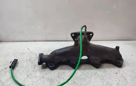 Jaguar XE Exhaust manifold G4D39430CB