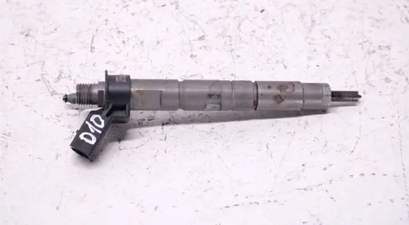 BMW 5 E60 E61 Fuel injector 7805428 0445116024
