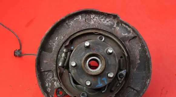 Subaru Legacy Front wheel hub spindle knuckle