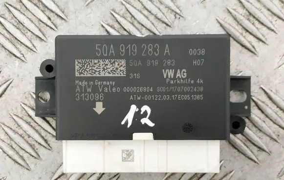 Skoda Superb B8 (3V) Parking PDC control unit/module 5QA919283A