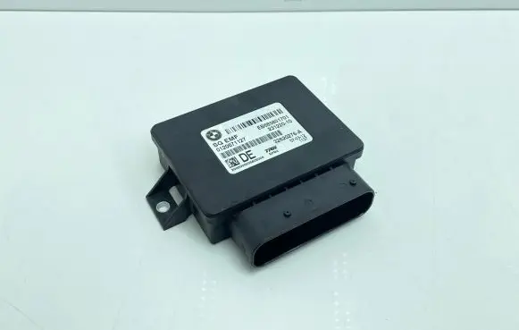 BMW 5 F10 F11 Hand brake control module 6858017 23122010 32620276A