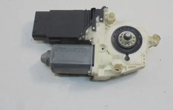 Seat Toledo II (1M) Front door window regulator motor 1C1959801A