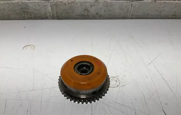 BMW 6 F06 Gran coupe Camshaft pulley/ VANOS 7600086