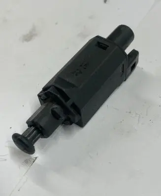 Volkswagen Multivan T4 Brake pedal sensor switch 191945515