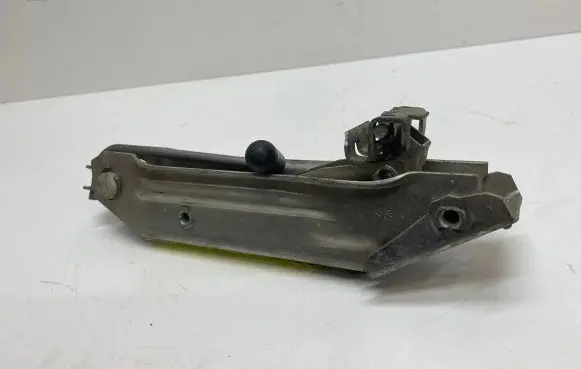 Audi A3 S3 8L Lift Jack 8L0011031 A3A4A6