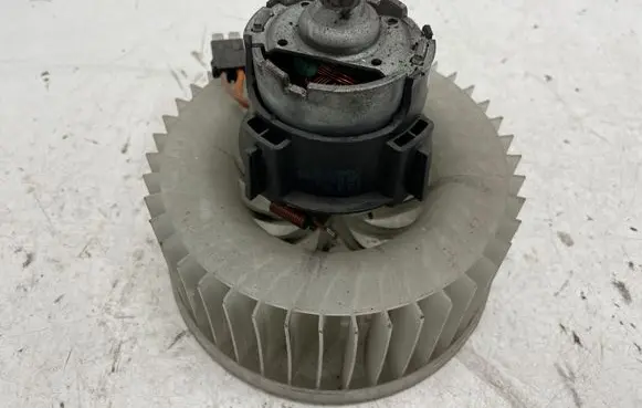 Skoda Rapid (NH) Heater fan/blower 17360030