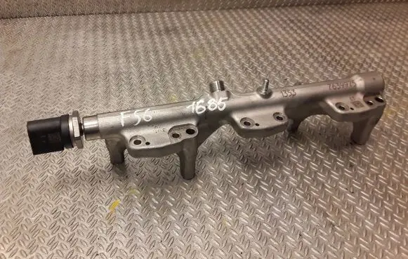 Mini One - Cooper F56 F55 Fuel main line pipe 7639975