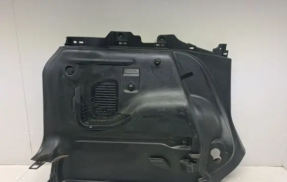Jeep Renegade Trunk/boot lower side trim panel 735624851