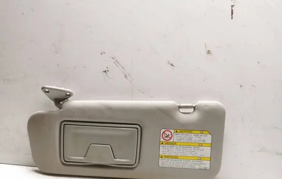 Mitsubishi Grandis Sun visor