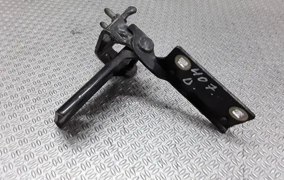 Peugeot 407 Tailgate/trunk/boot hinge