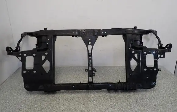 Hyundai i30 Front bodywork piece 