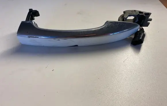 Renault Talisman Front door exterior handle E1096642 252522