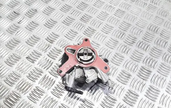 Ford Mondeo MK IV Vacuum pump 70213905 9673836180