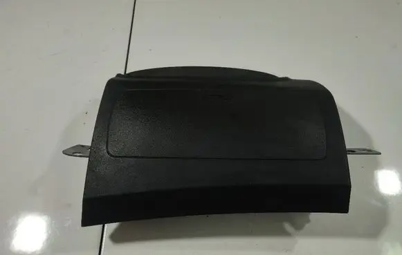 Knee airbag