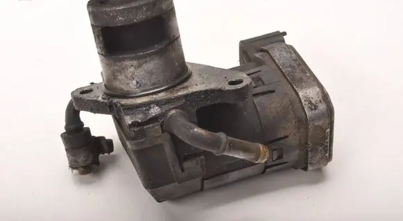 Opel Vectra C EGR valve 00005321A8
