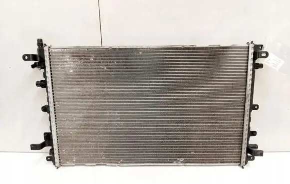 Opel Ampera Coolant radiator 22765637