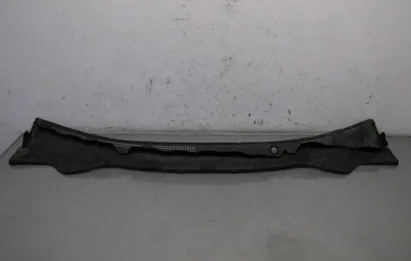 Renault Latitude (L70) Wiper trim