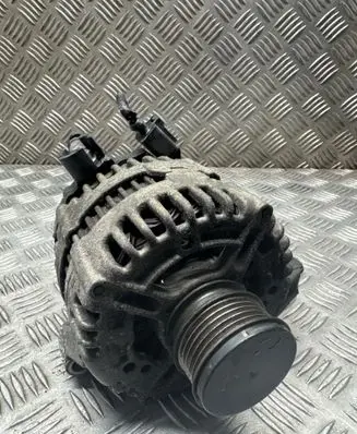 Volvo XC70 Generator/alternator 0121615005 6G9N10300HD