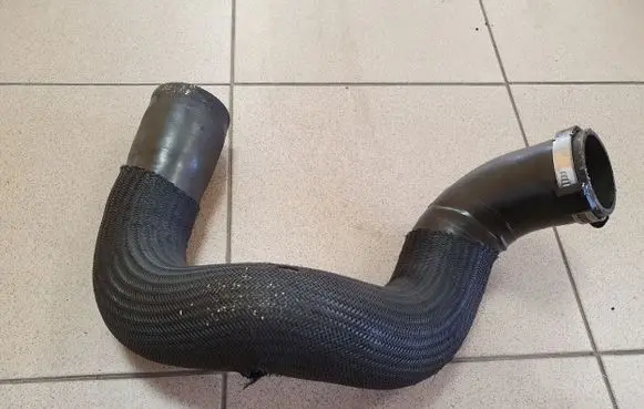 Jeep Grand Cherokee Intercooler hose/pipe 55038006AD