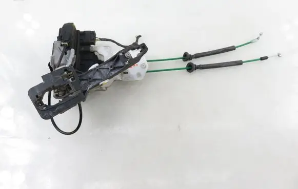 Hyundai i30 Rear door lock 
