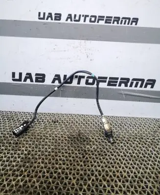 Volkswagen Tiguan Lambda probe sensor 04L906262M
