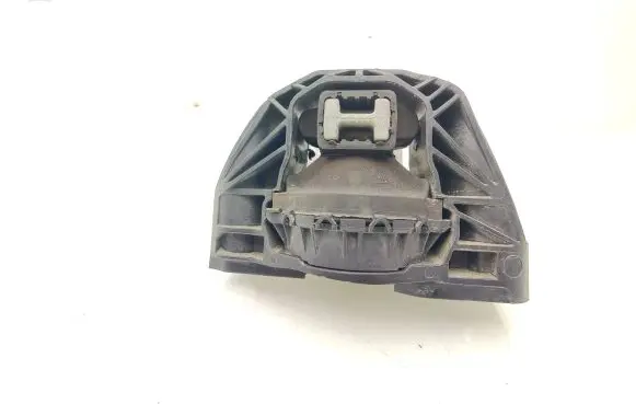 Peugeot 2008 I Engine mount bracket 9676771080