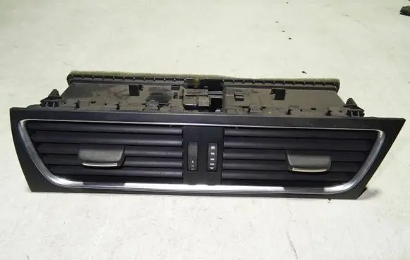 Audi A5 8T 8F Dash center air vent grill 8T2820951B