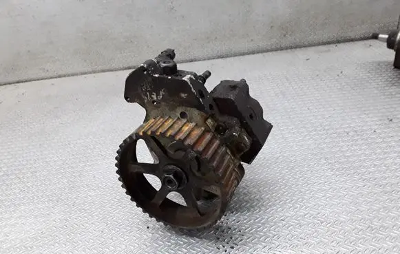 Renault Laguna II Fuel injection high pressure pump 0445010031