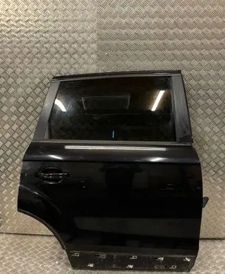 Audi Q7 4L Rear door 