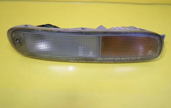 Mazda 323 Front indicator light 210-61703