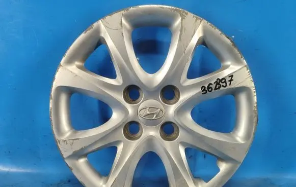 Hyundai Accent V Wheel nut cap/cover 529601R000