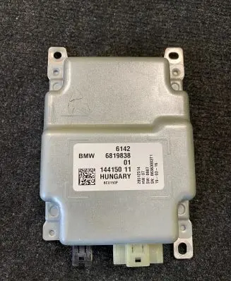 BMW M4 F82 F83 Battery control module 6819838
