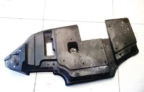 Toyota Auris 150 Engine splash shield/under tray 5839902010