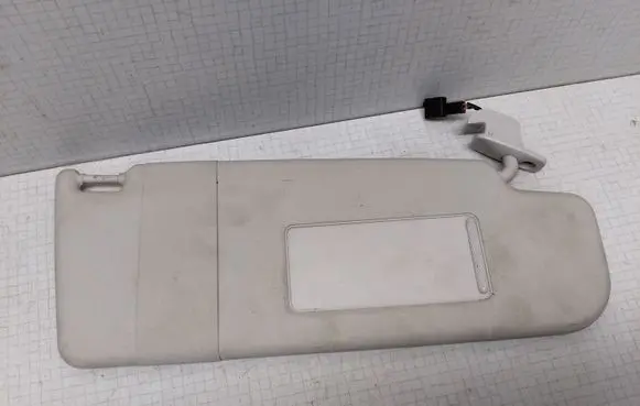 Volkswagen PASSAT B5.5 Sun visor 6X0857552