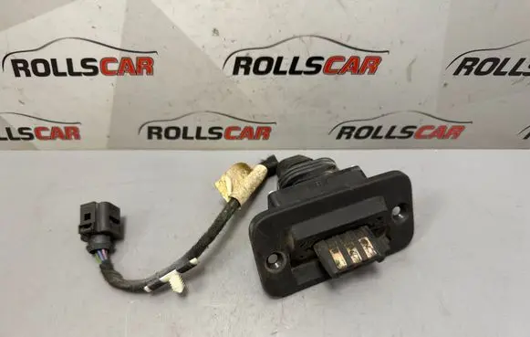 Volkswagen Caddy Sliding door contact joint 2K0971692B