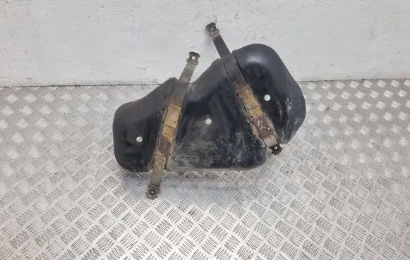 Volkswagen Touareg I Fuel tank bottom protection 7L0201974B 7L0201974A