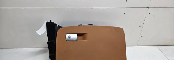 BMW 5 G30 G31 Glove box
