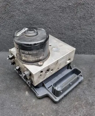 Audi A2 ABS Pump 8Z0907379B 8Z0614517C