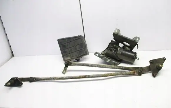 Nissan Serena Front wiper linkage and motor