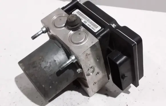 Audi A6 S6 C6 4F ABS Pump 4F0910517AD 4F0614517AA