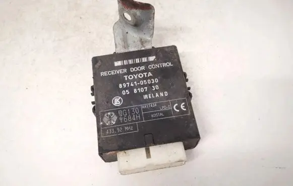 Toyota Avensis T220 Other control units/modules 8974105030 89741-05030