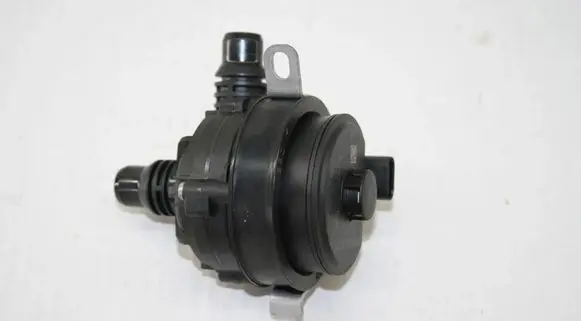 BMW X3 G01 Electric auxiliary coolant/water pump 8651287