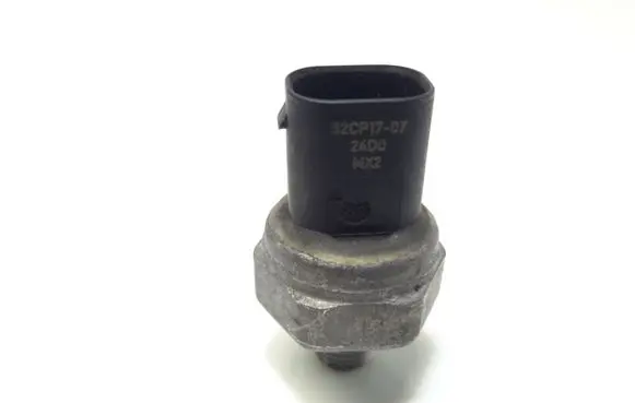 BMW 1 E81 E87 Air conditioning (A/C) pressure sensor 52CP1707