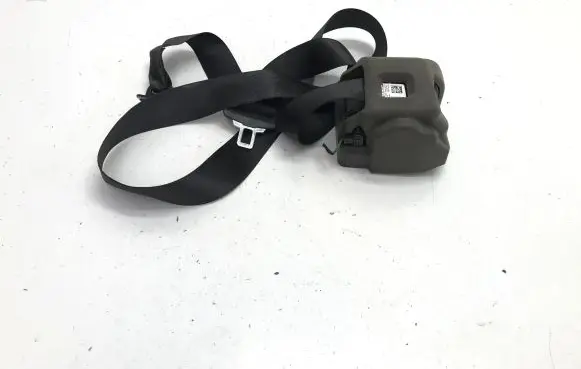 BMW 2 F44 Rear seatbelt 7488774