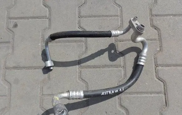 Opel Astra H Air conditioning (A/C) pipe/hose 