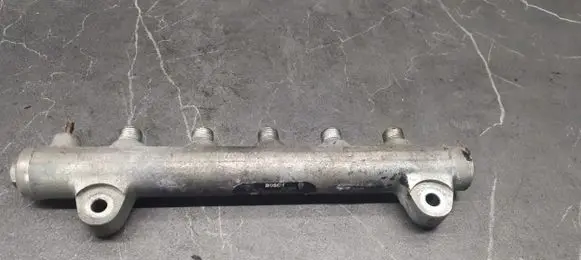 Hyundai Matrix Fuel main line pipe 0445214067