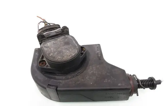 Accelerator throttle pedal