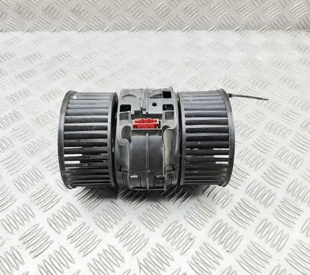 Opel Vivaro Heater fan/blower 95517544 N109416C