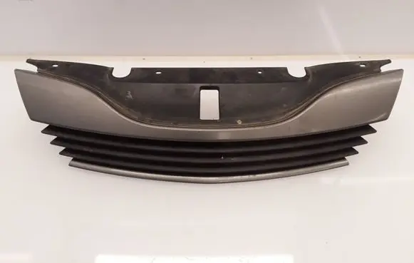 Renault Laguna II Front bumper upper radiator grill 8200012581